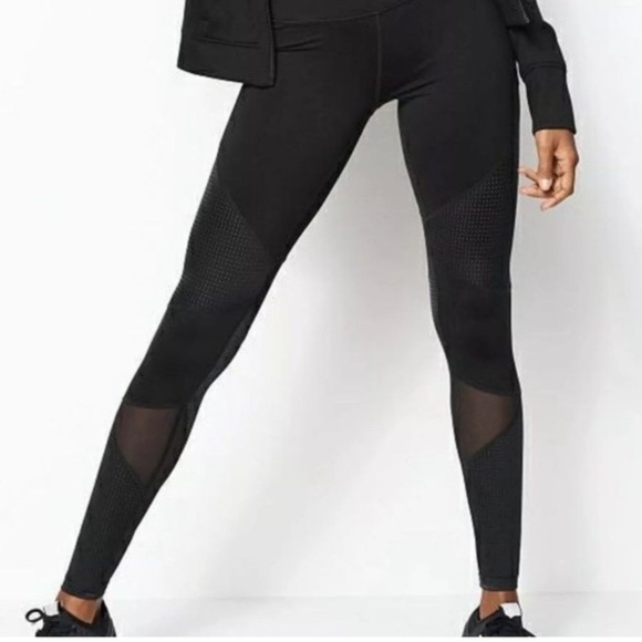 Victoria's Secret Pants - Victoria's Secret knockout mesh activewear tights
